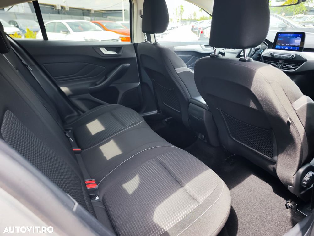 Ford Focus 1.0 EcoBoost Connected - 6
