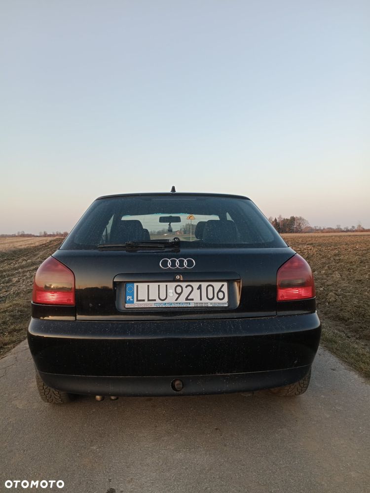 Audi A3 3-drzwiowe 1.9 TDI Ambition - 4