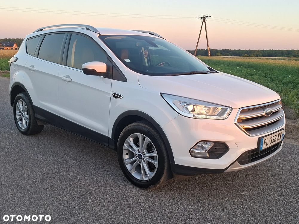 Ford Kuga 1.5 EcoBoost FWD Edition ASS GPF - 4
