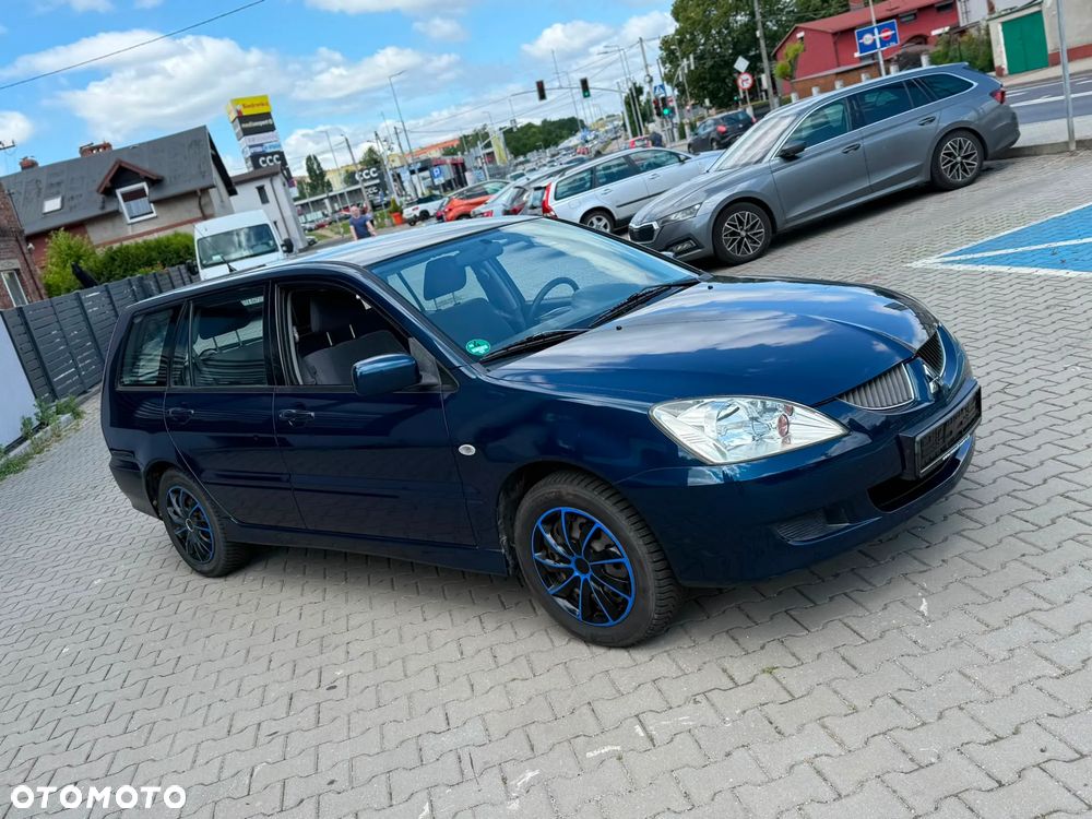 Mitsubishi Lancer 1.6 Intense - 9