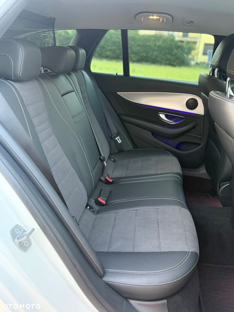 Mercedes-Benz Klasa E 220 d 9G-TRONIC Avantgarde - 20