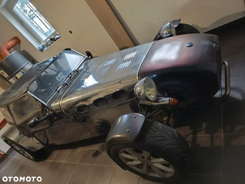 Lotus Super Seven - 1