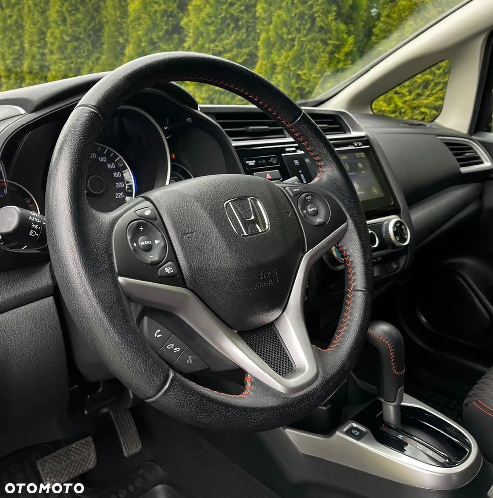 Honda Jazz 1.5 i-VTEC Dynamic (ADAS) CVT - 12