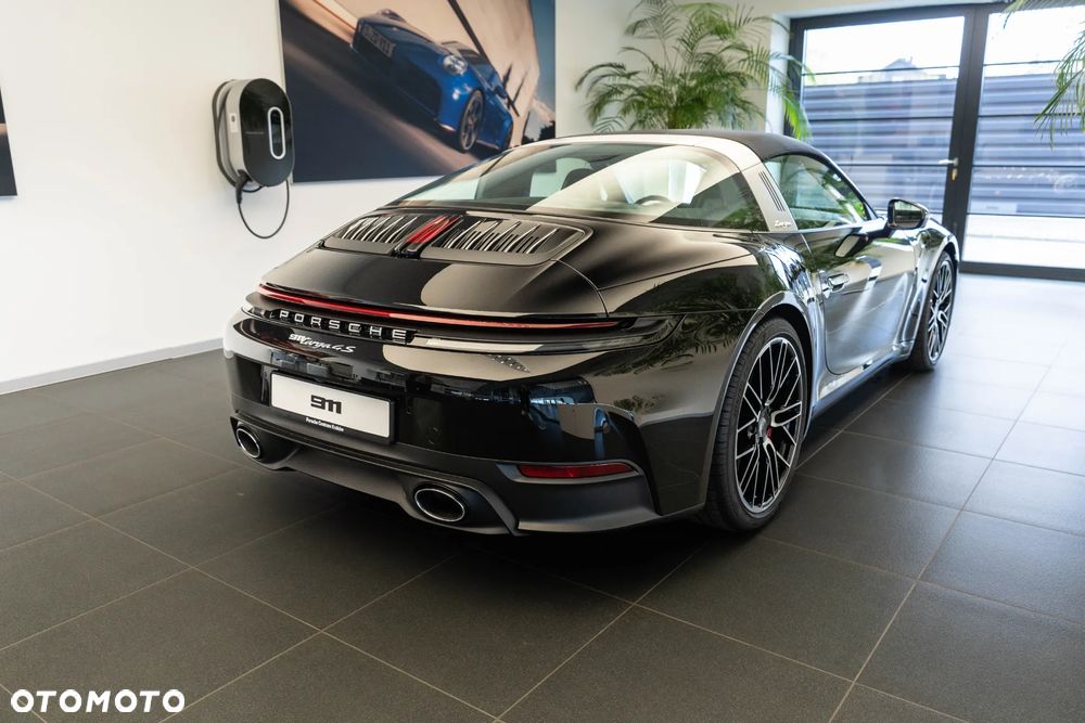 Porsche 911 Targa 4S - 3