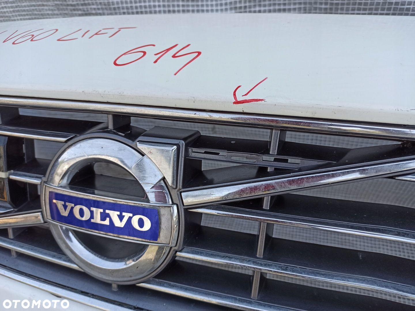 VOLVO S60 II V60 LIFT 13-18 ZDERZAK PRZEDNI PRZÓD KOMPLETNY BIAŁY 614 - 6