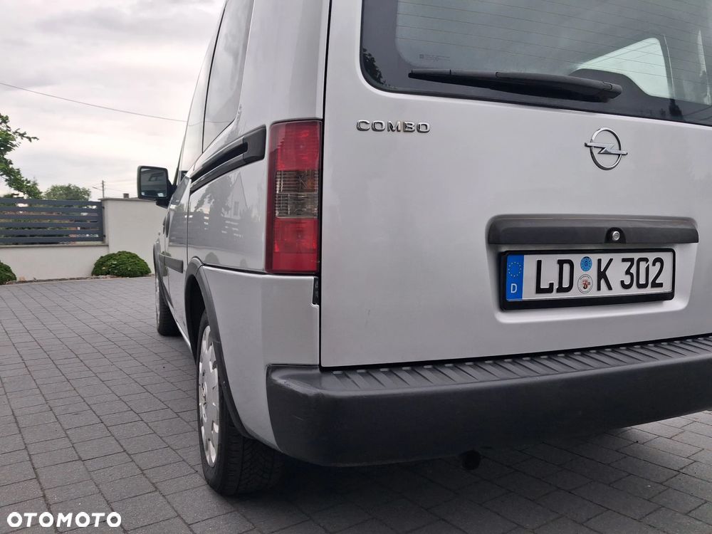 Opel Combo - 21