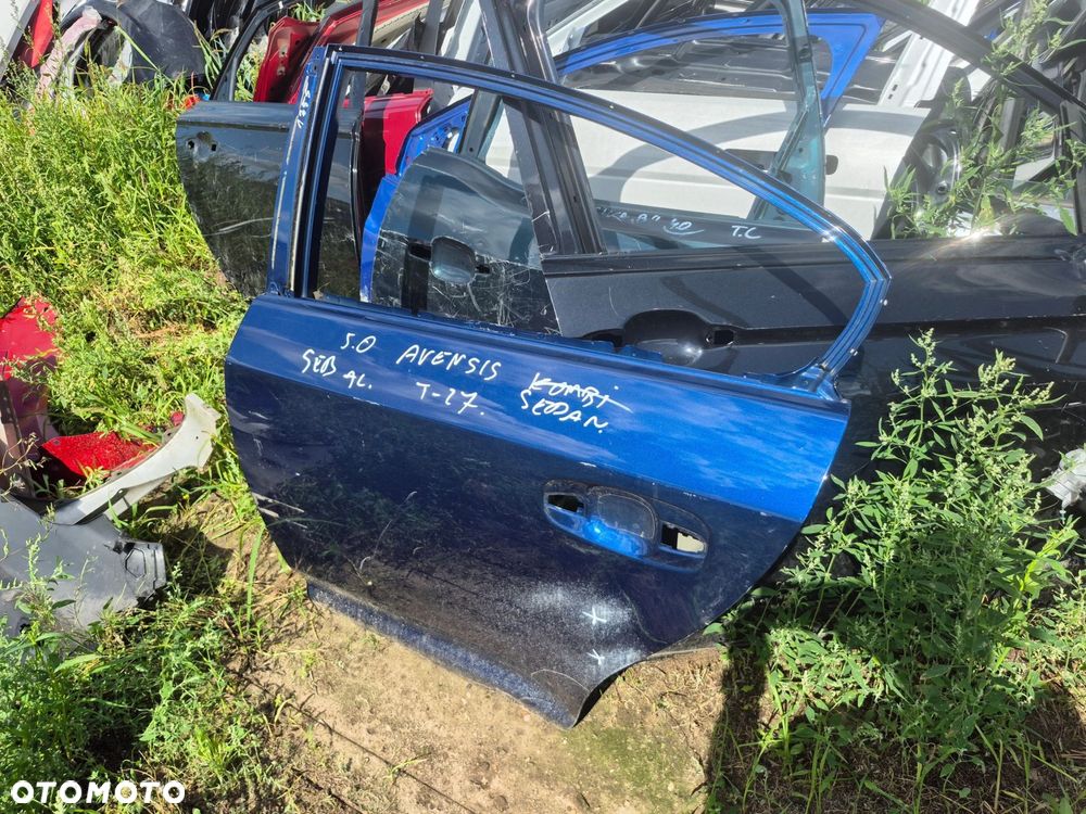 Drzwi Toyota Avensis T-27 2009-2018r. Tył Lewy Sedean - 1