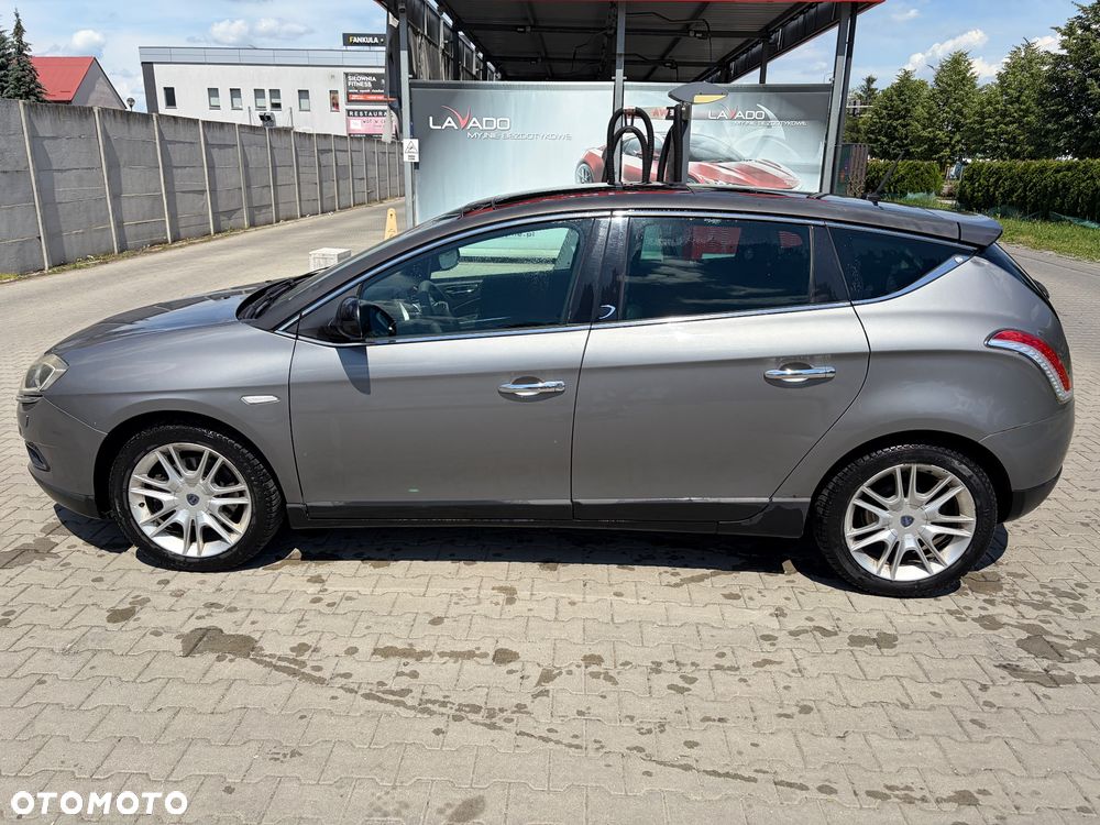 Lancia Delta 2.0 MJ Platino - 3