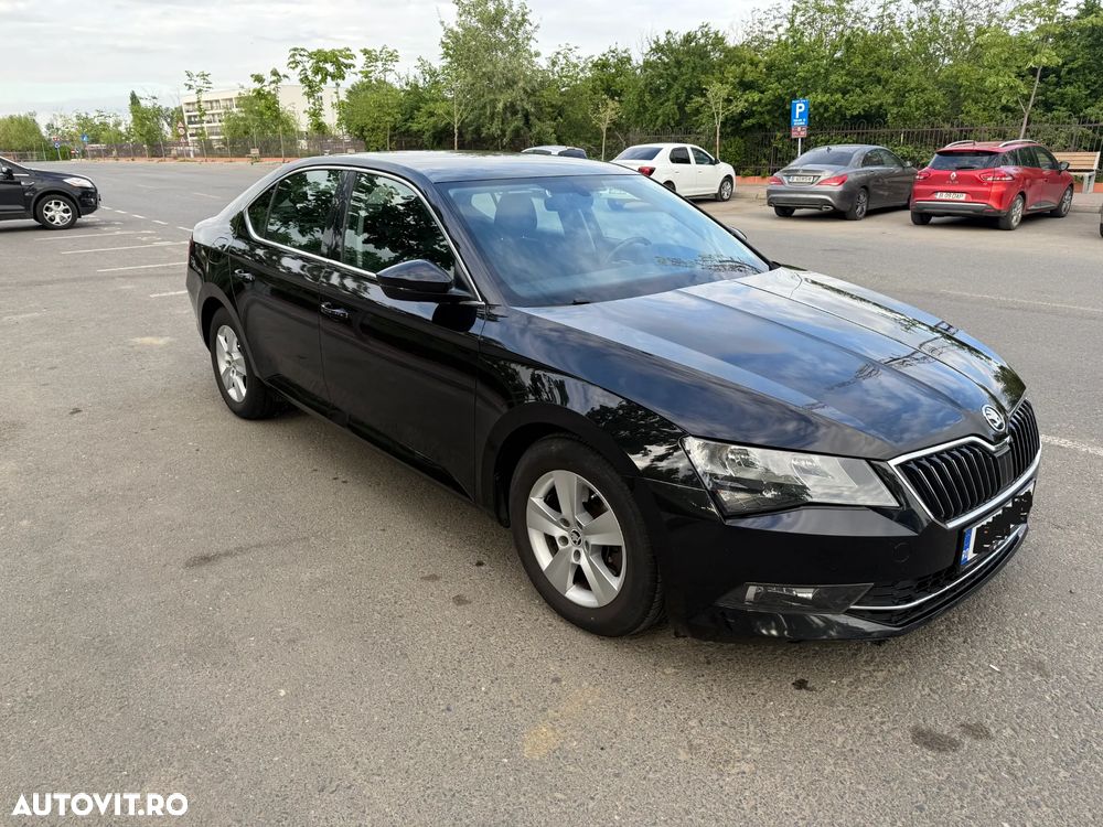 Skoda Superb 1.6 TDI DSG Active - 3