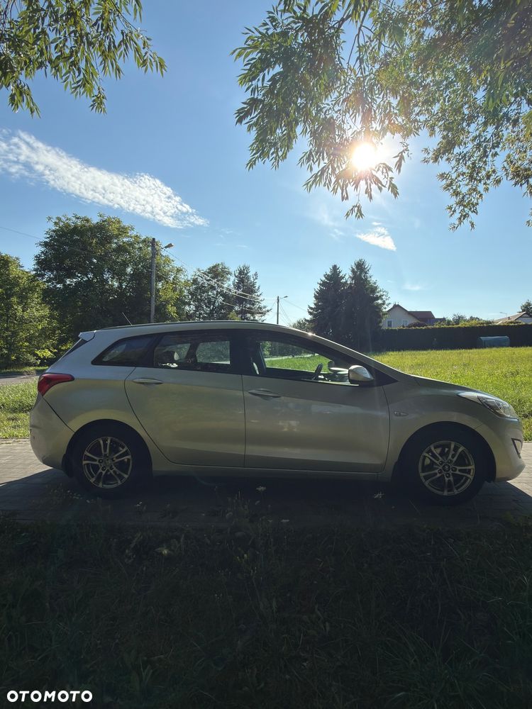 Hyundai i30 1.6 CRDi Classic - 6
