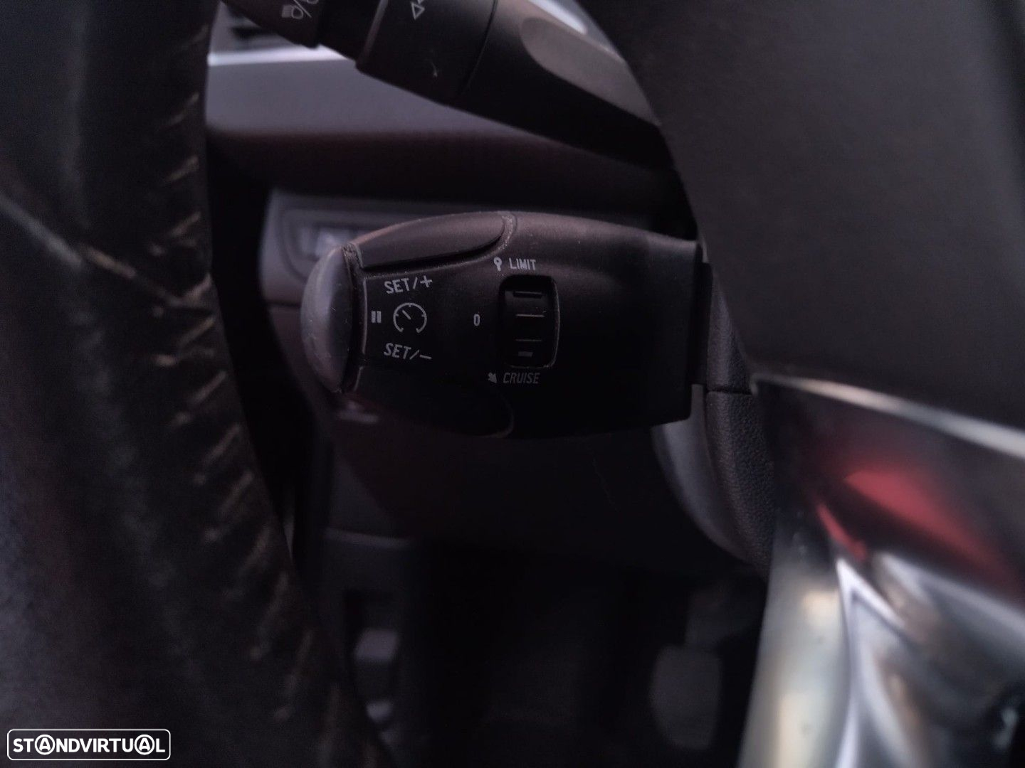 Peugeot 2008 1.2 PureTech Style - 9