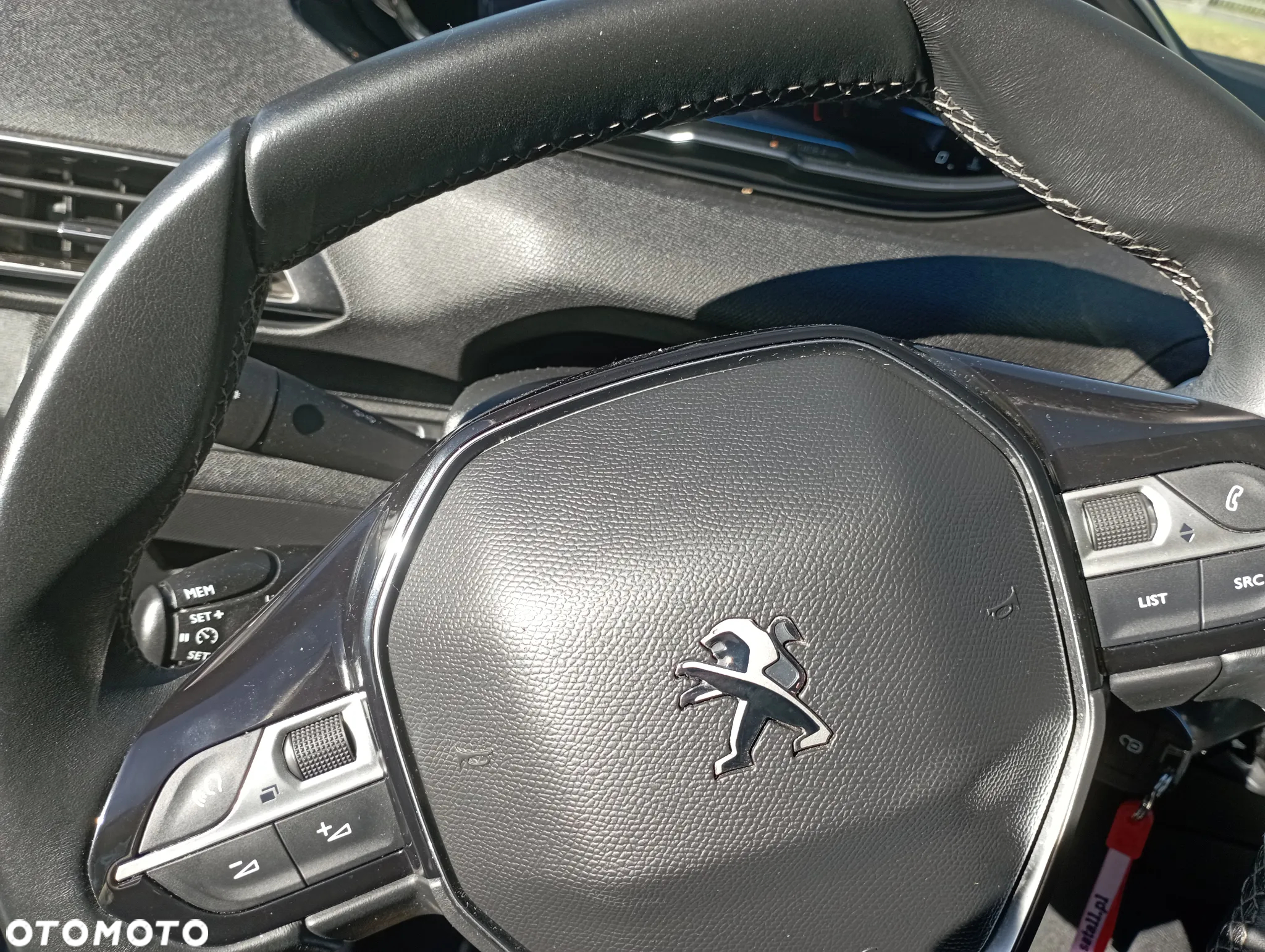 Peugeot 3008 1.2 PureTech Active S&S - 9