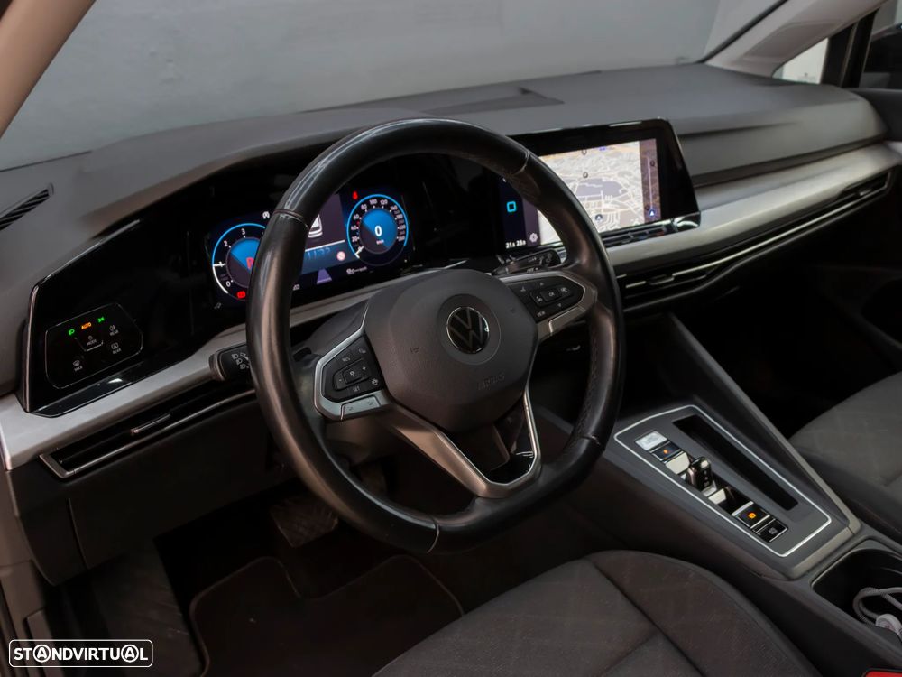 VW Golf Variant 2.0 TDi Life DSG - 17