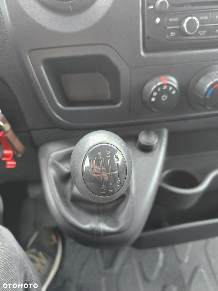 Renault Master - 24