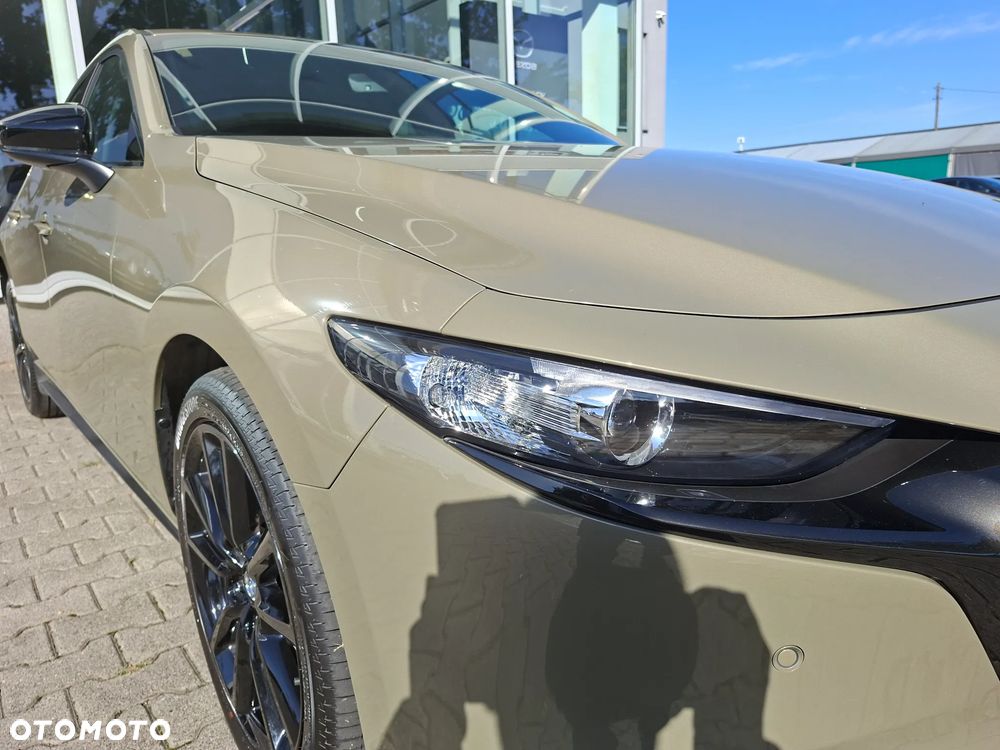Mazda 3 3.3 D mHEV Homura AWD - 10