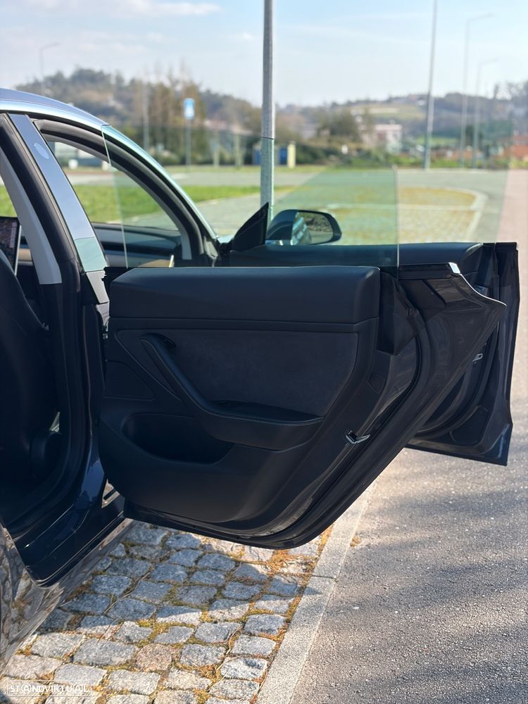 Tesla Model 3 Standard Range Plus RWD - 48