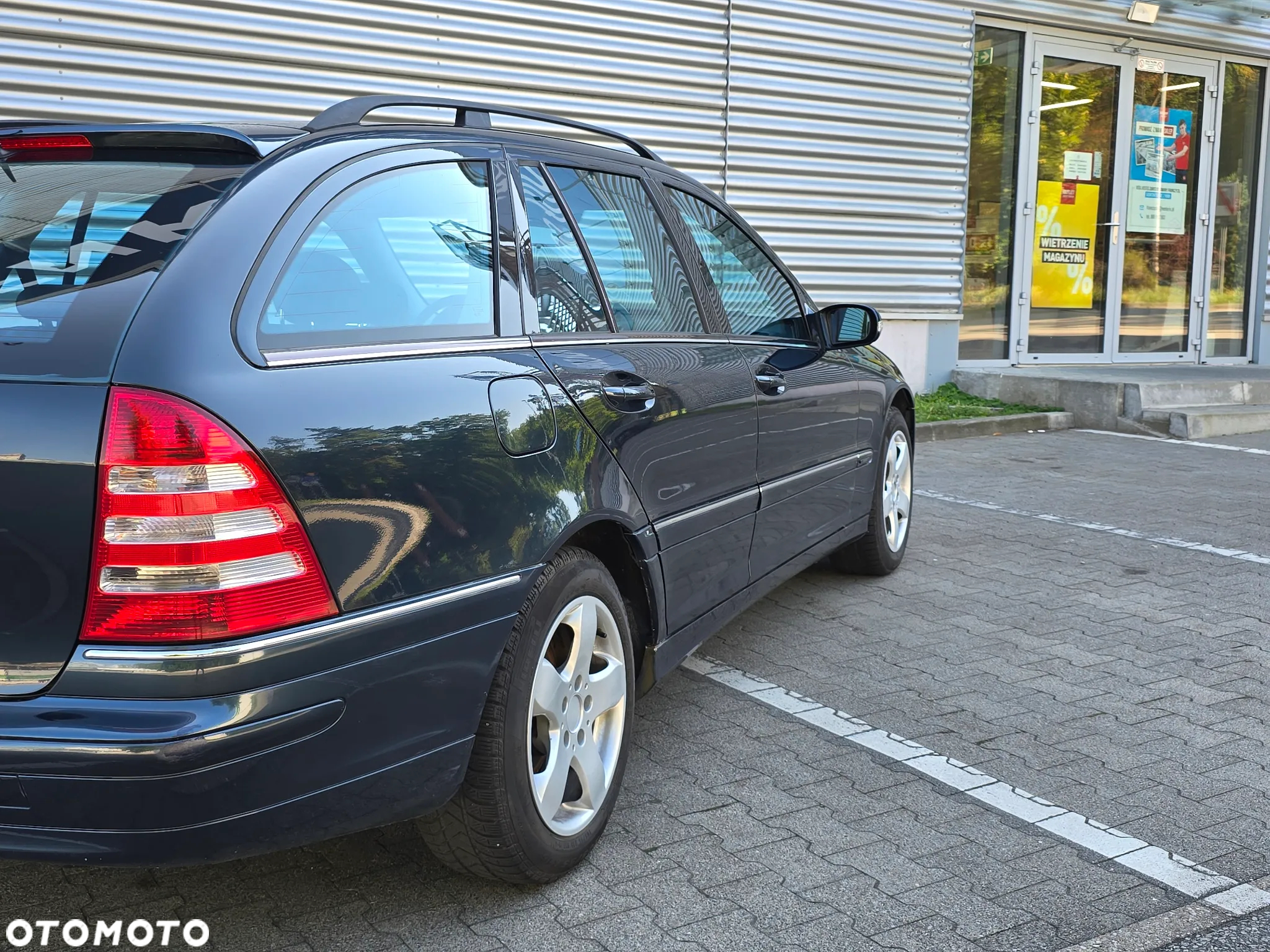 Mercedes-Benz Klasa C 180 T Kompressor Avantgarde - 29