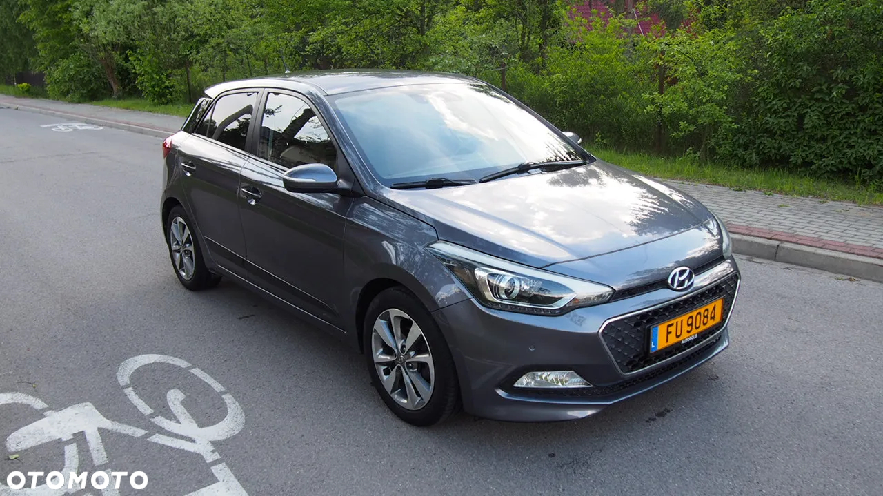 Hyundai i20 blue 1.2 Advantage+ - 4