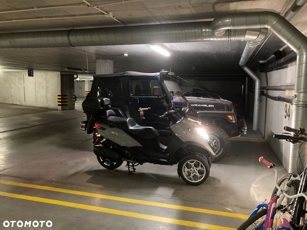 Piaggio MP-3 - 4