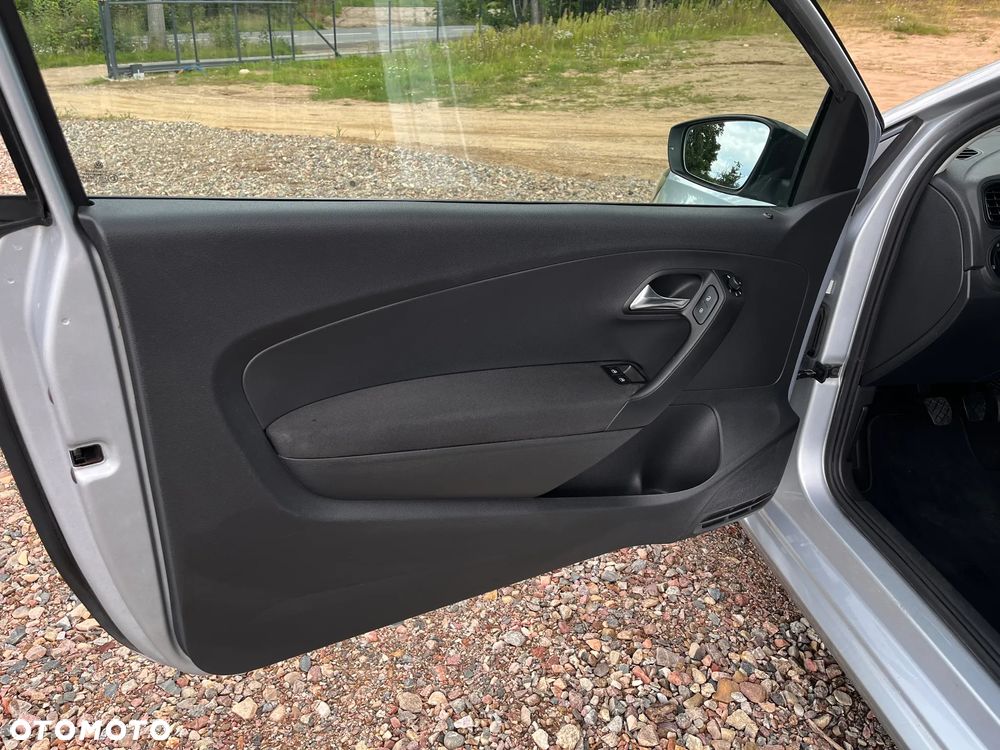 Volkswagen Polo 1.2 Comfortline - 18