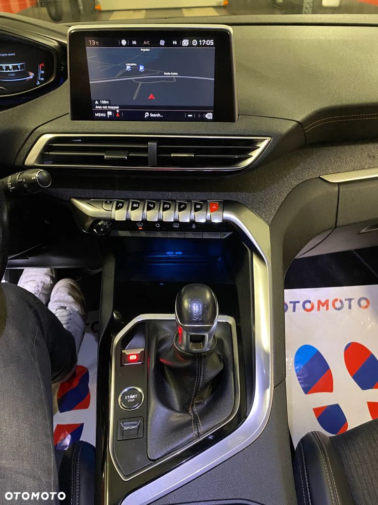 Peugeot 5008 2.0 BlueHDi Allure 7os - 24