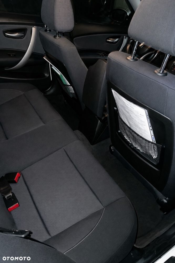 BMW Seria 1 116i - 23