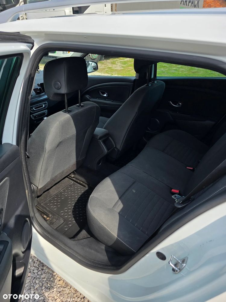 Renault Megane 1.2 Energy TCe Limited - 9