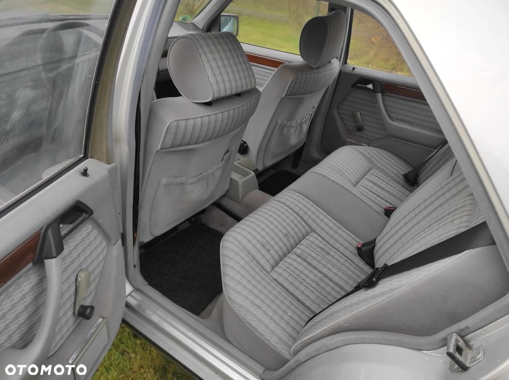 Mercedes-Benz W124 (1984-1993) - 7