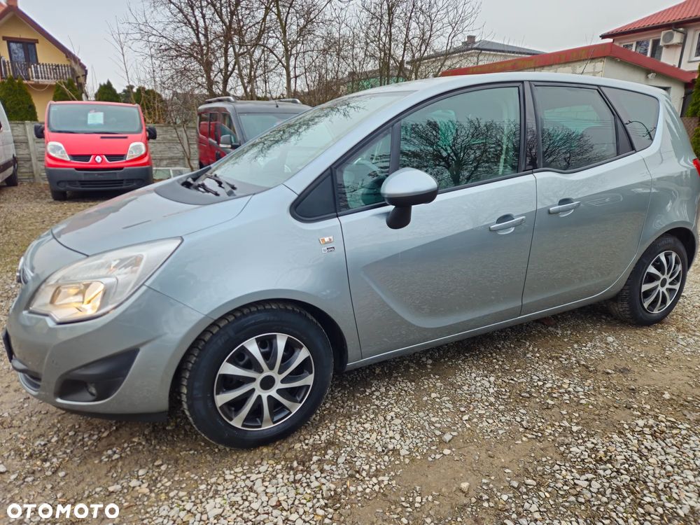 Opel Meriva ver-1-4-design-edition - 31