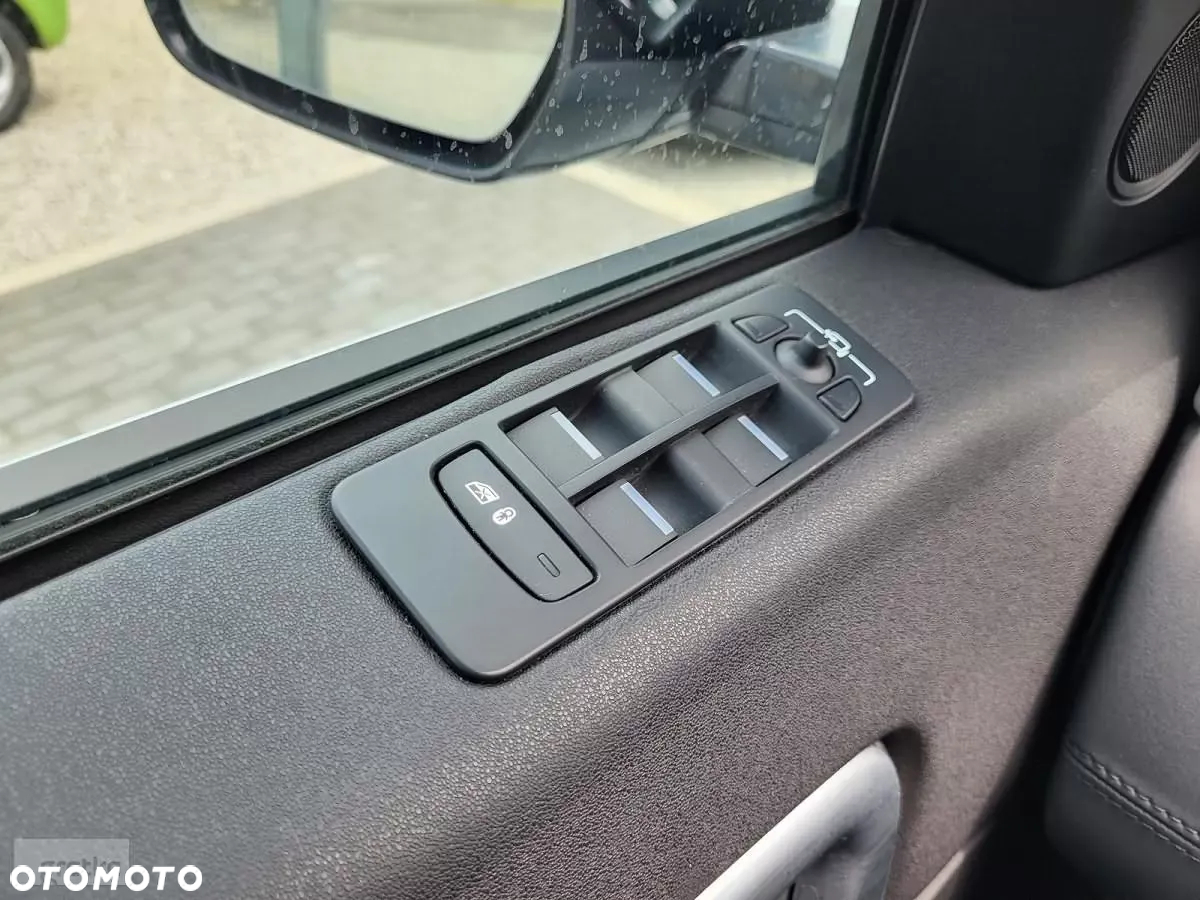 Land Rover Discovery Sport Si4 HSE - 13