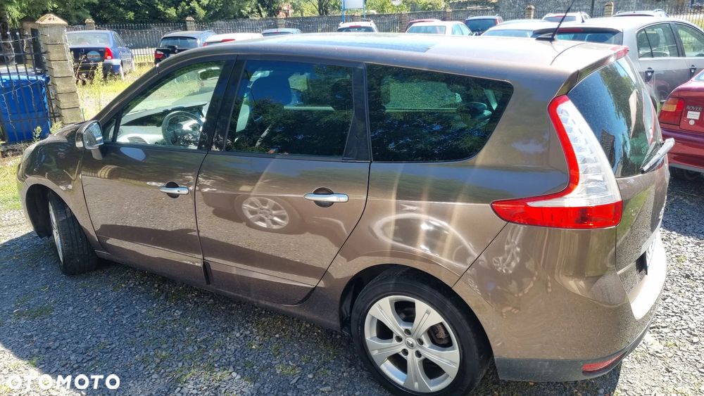 Renault Scenic TCe 130 Luxe - 6