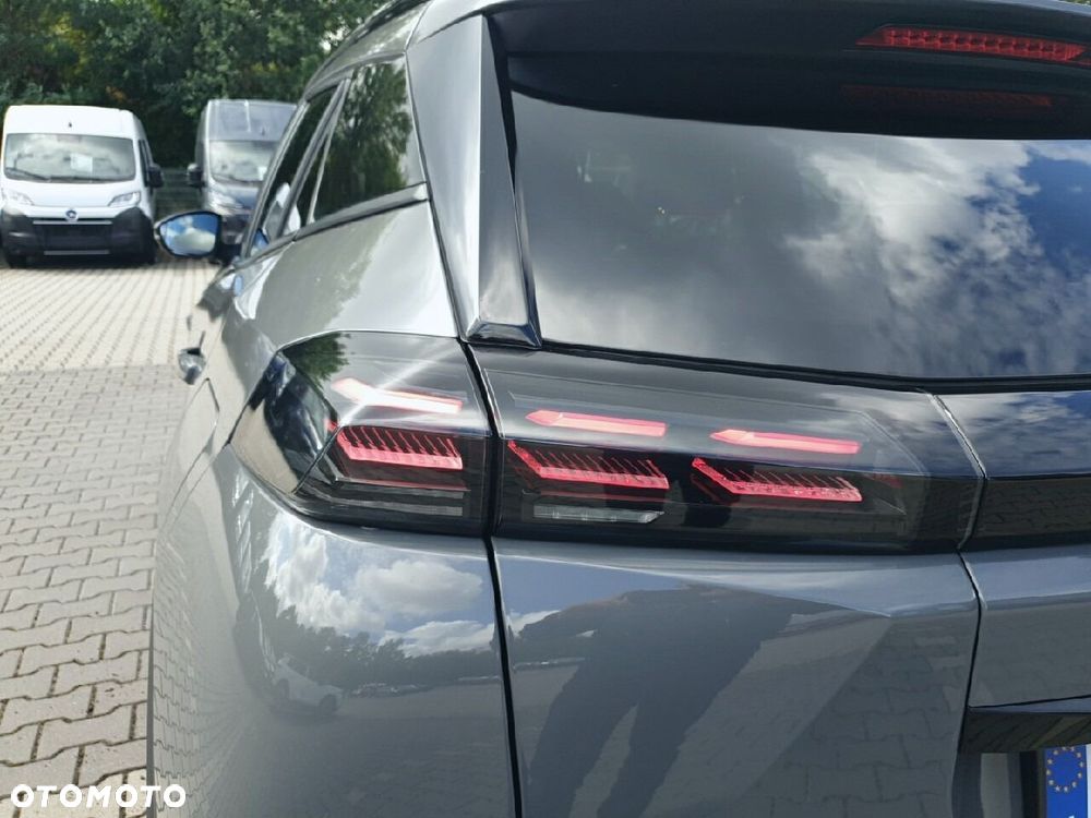 Peugeot 2008 1.2 PureTech Allure S&S EAT8 - 13