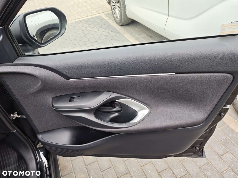 Toyota Yaris Cross Hybrid 1.5 Comfort - 23