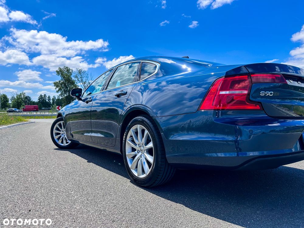 Volvo S90 D3 Momentum - 31