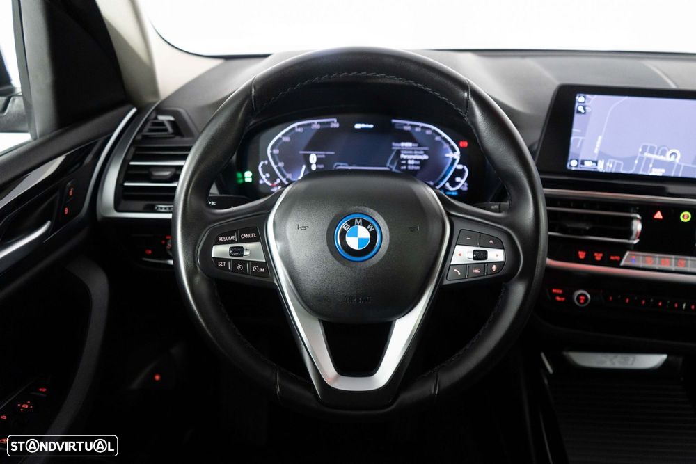 BMW X3 30 e xDrive Line Luxury - 27