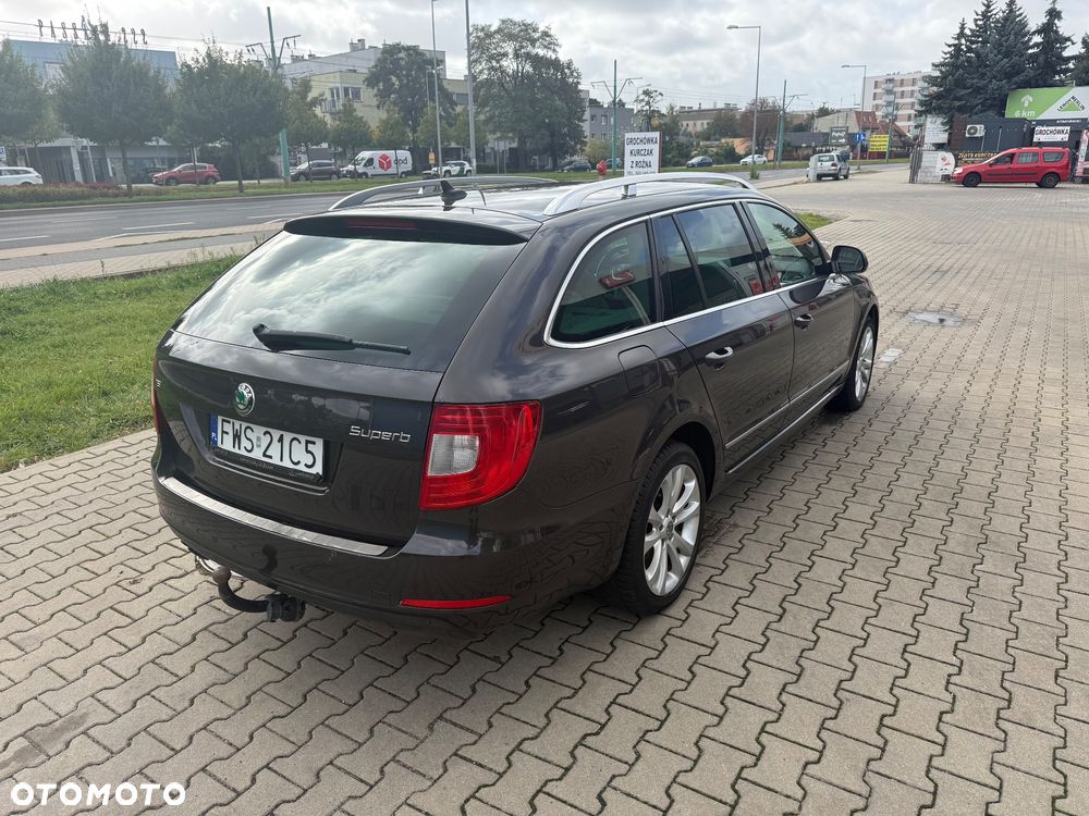 Skoda Superb 1.8 TSI Elegance DSG - 4