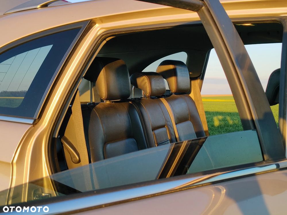 Chevrolet Captiva 2.2 D LTZ - 17