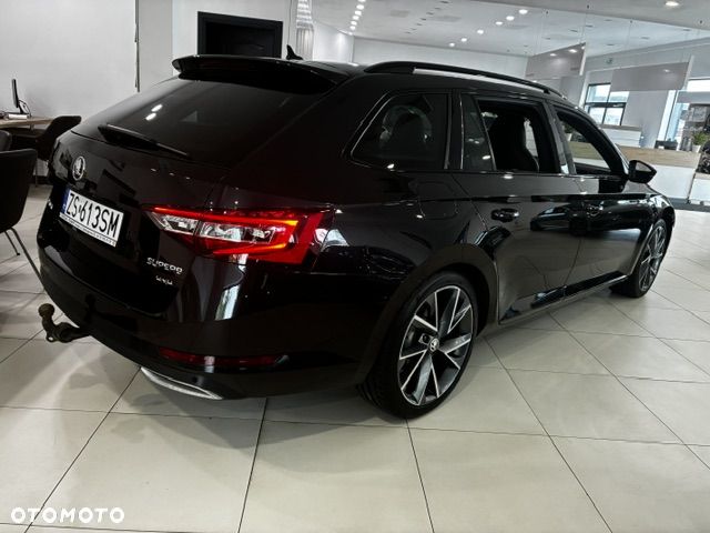Skoda Superb 2.0 TDI SCR 4x4 Sportline DSG - 5