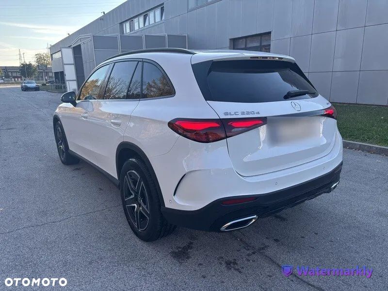 Mercedes-Benz GLC - 3