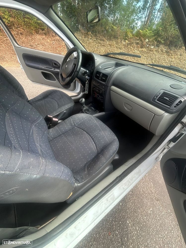 Renault Clio 1.5 dCi Expression - 18