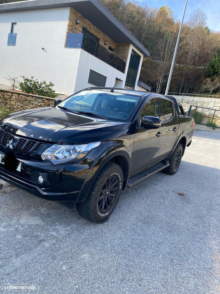 Mitsubishi L200 2.4 DI-D CD Instyle Sportb.Strakar 4WD - 1