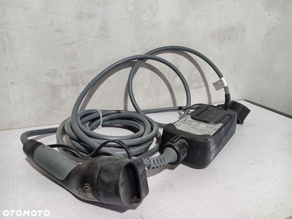 ŁADOWARKA 10A BMW 8490521-06 - 4