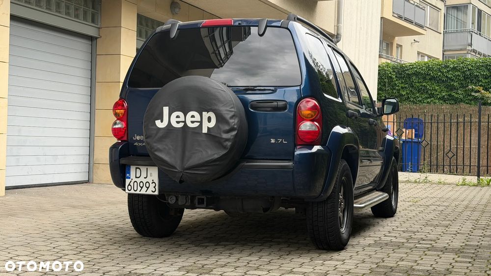 Jeep Liberty 3.7 4x4 - 4
