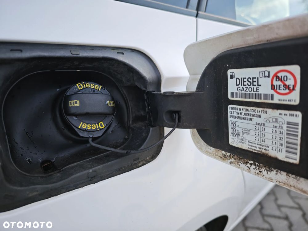 Seat Leon 1.6 TDI Style - 22