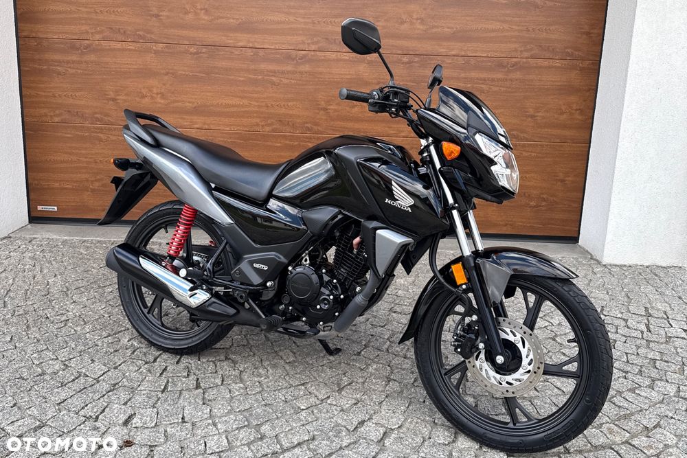 Honda CBF - 1