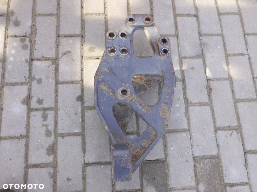 MOCOWANIE WIESZAK WSPORNIK BELKI ZDERZAKA, RESORA LEWE DAF 85 CF EURO 5 - 1