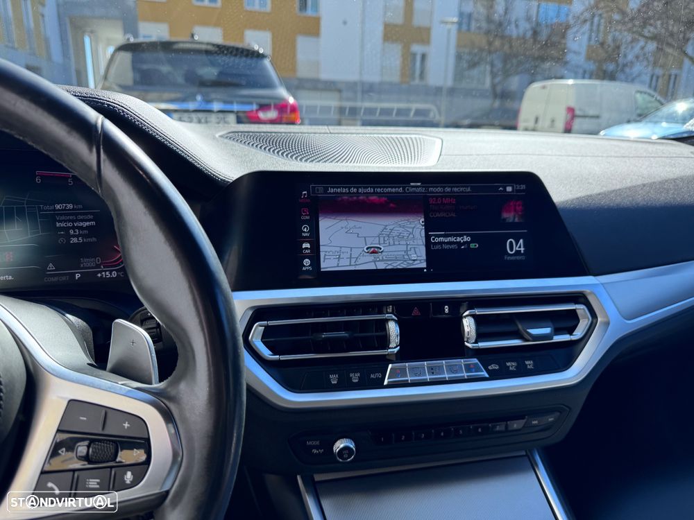 BMW 320 d Pack M Shadow Auto - 10