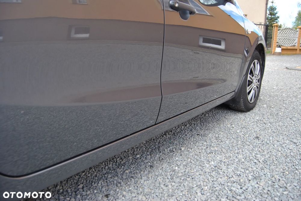 Hyundai i30 1.4 Classic + EU5 - 37