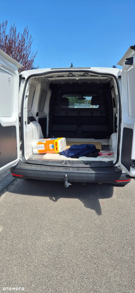 Volkswagen Caddy - 5