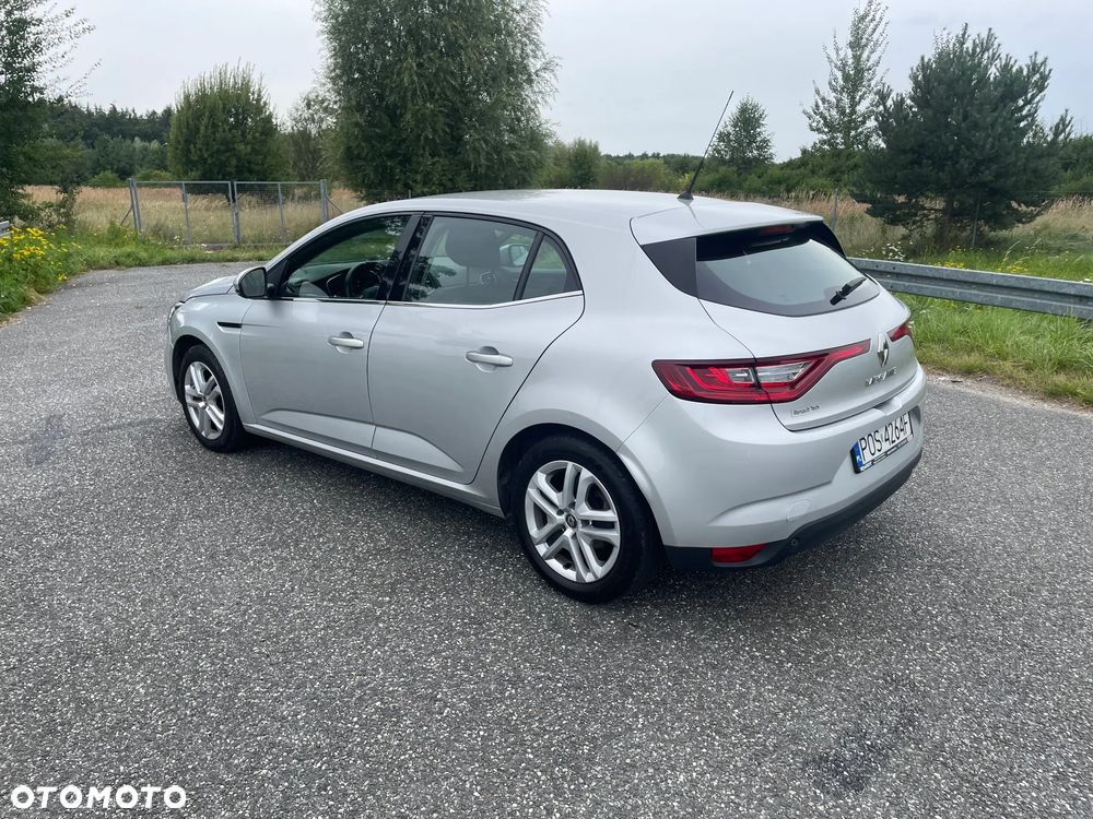 Renault Megane 1.3 TCe FAP Techno EDC - 4